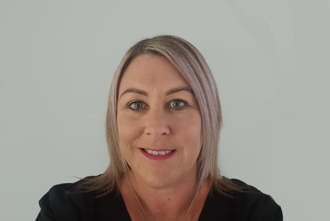 ANNA DONALDSON
